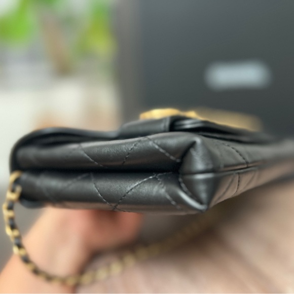 Chanel black Enchained clutch bag brand new condition - Picture 6 of 14